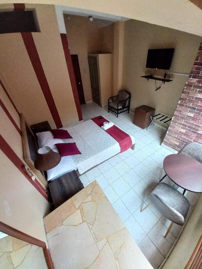 Atlantic Suites Hotel Гуаякіль Екстер'єр фото