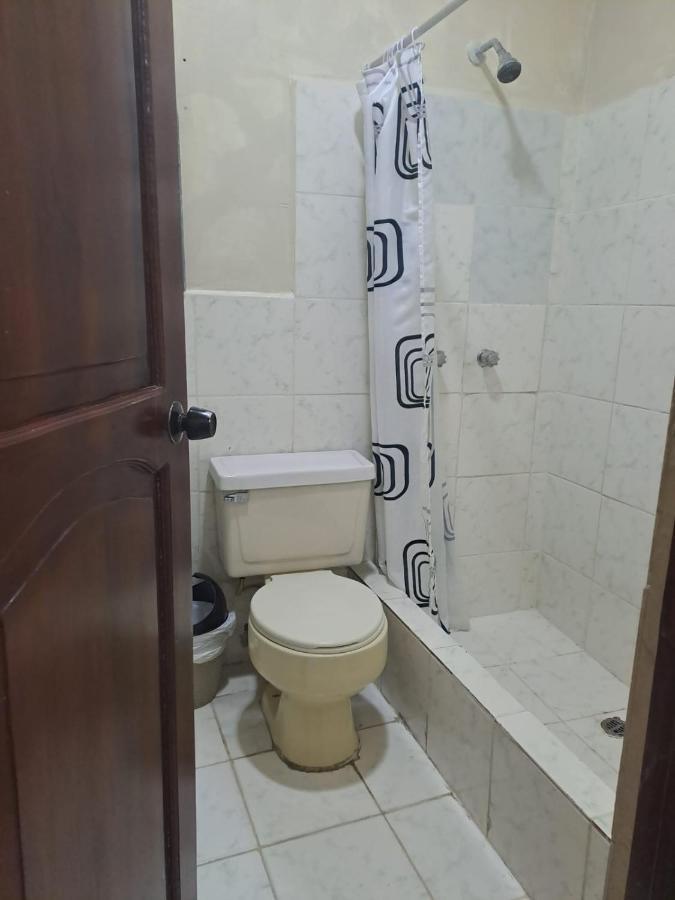 Atlantic Suites Hotel Гуаякіль Екстер'єр фото