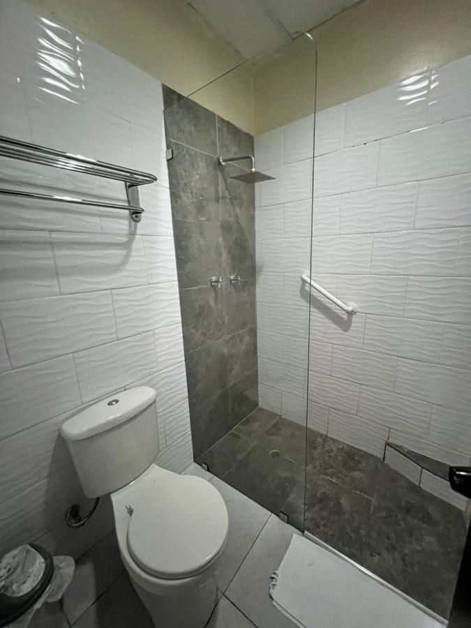 Atlantic Suites Hotel Гуаякіль Екстер'єр фото