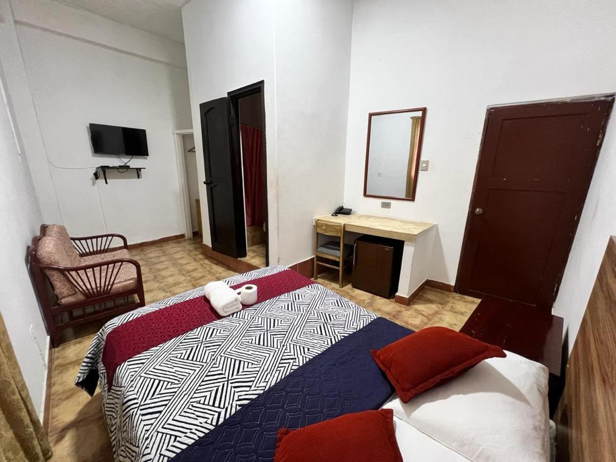 Atlantic Suites Hotel Гуаякіль Екстер'єр фото