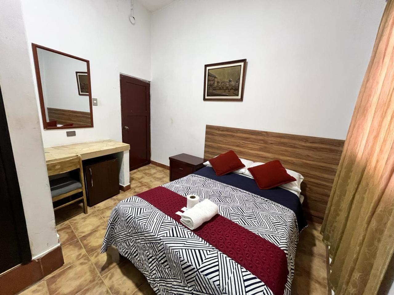 Atlantic Suites Hotel Гуаякіль Екстер'єр фото